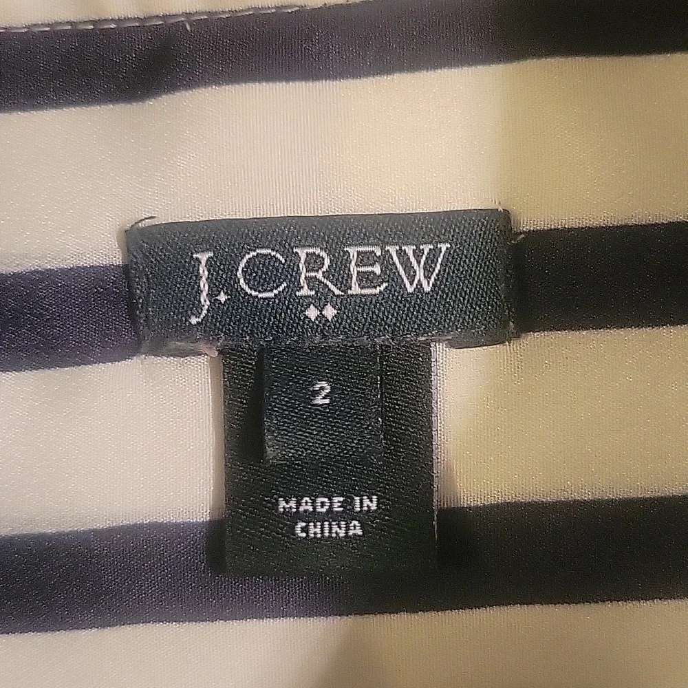 J Crew Factory Shirt Size 2 Sleeveless Navy Cream Striped 3/4 Button Mock Neck